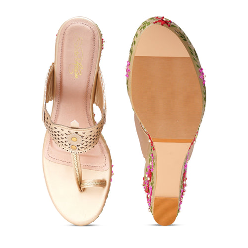 Noor Wedges