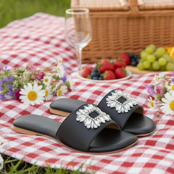 Vivien Black Brooch Flats